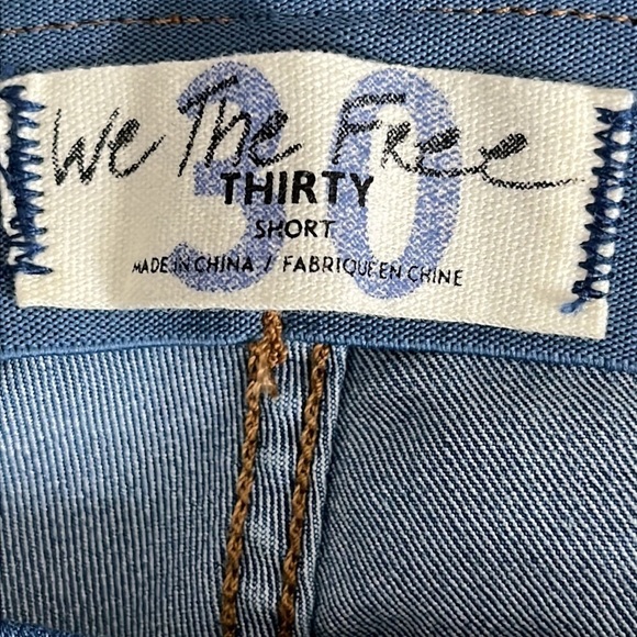 We The Free Penny Pull On Flare Jeans - Size 30 - Picture 5 of 9